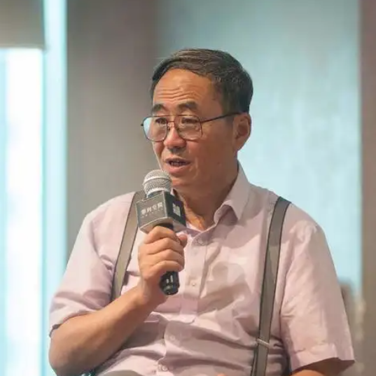 尚剛：給孩子的工藝美術(shù)史要準(zhǔn)確、曉暢